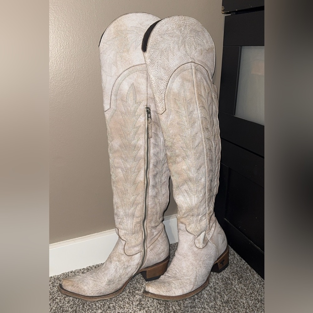 Elegant Over the Knee Boots in Cream